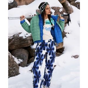 RARE FP Movement / Free People Bunny Slope Printed Ski Pants